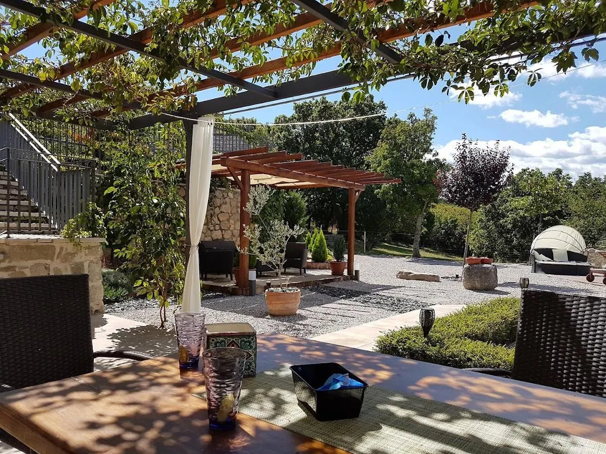 Villa Veselici Labin