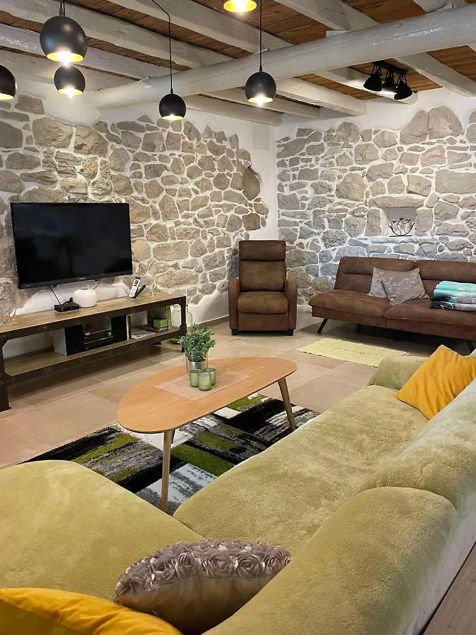 Villa Veselici Labin