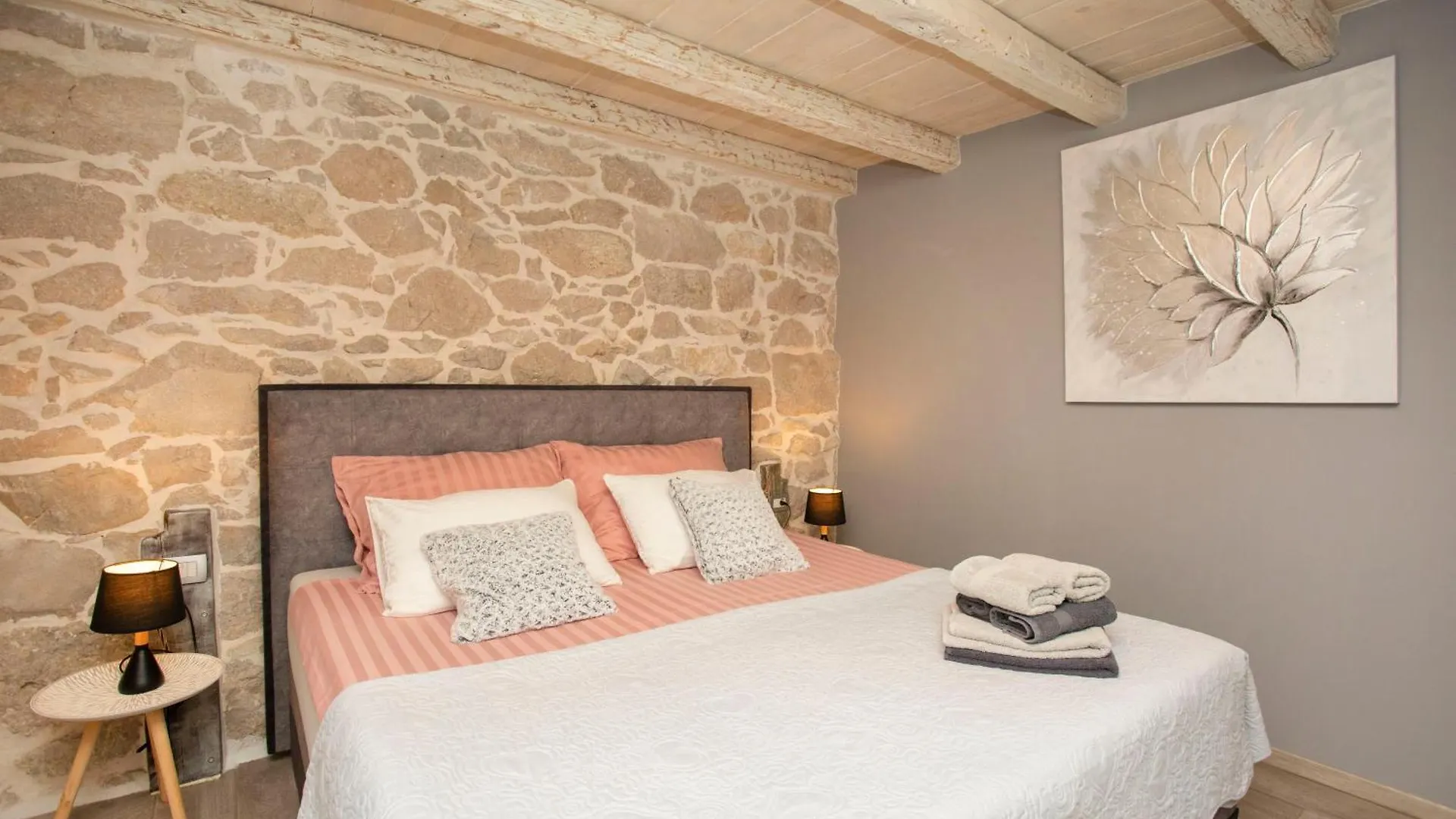 Villa Veselici Labin  Croatia