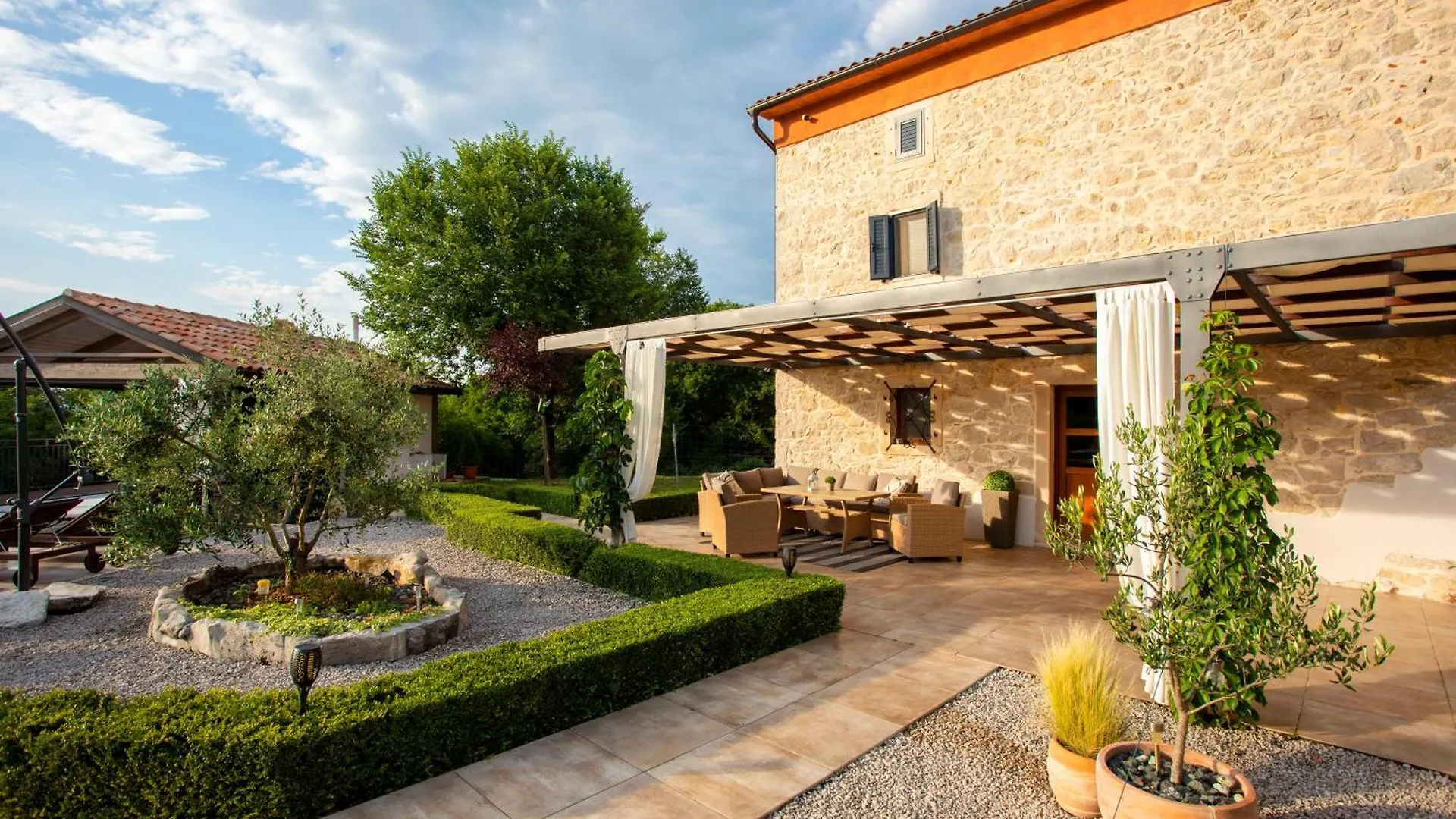 Villa Veselici Labin